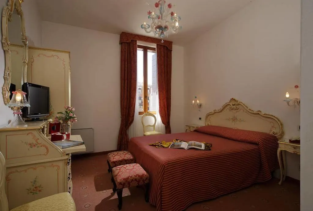 Hotel La Residenza Venetië 2*,